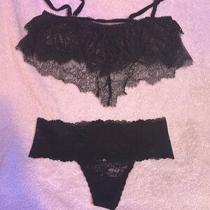 ViCTORiA'S SECRET*1-BLACK Lace BRALETTE & 1-HiGH-Waist Lace THONG*Size SMALL*